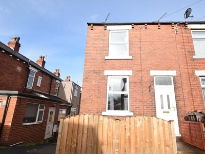 End terrace house to rent in Howard Street, Ossett WF5