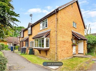 End terrace house to rent in Morell Close, Barnet EN5