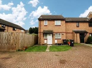 End terrace house to rent in Tawny Owl Close, Covingham, Swindon SN3