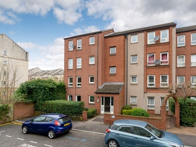Flat for sale in 17/5 Murano Place, Edinburgh EH7