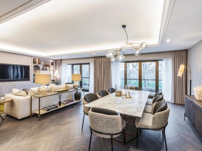 Flat for sale in Clarges Street, Mayfair, London W1J