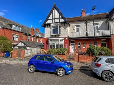 Flat for sale in Roseworth Avenue, Gosforth, Newcastle Upon Tyne NE3