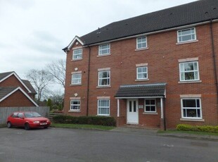 Flat to rent in 25 Gunner Grove, Sutton Coldfield B75