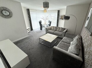 Flat to rent in Baker Road, Hilton, Aberdeen AB24