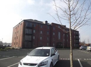 Flat to rent in Boteler Court, Warrington WA4