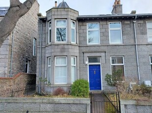 Flat to rent in Clifton Road, Hilton, Aberdeen AB24