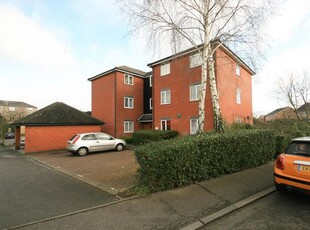 Flat to rent in Flanders Field, Colchester, Essex CO2
