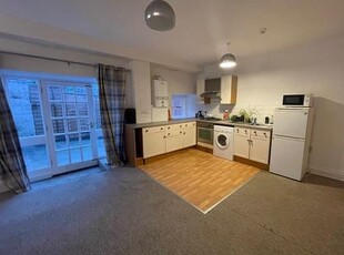 Flat to rent in Granby Hill, Bristol BS8