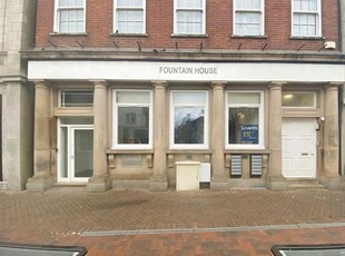 Flat to rent in Market Place, Nuneaton CV11