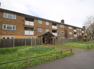 Flat to rent in Mill Green, London Road, Mitcham Junction, Mitcham CR4