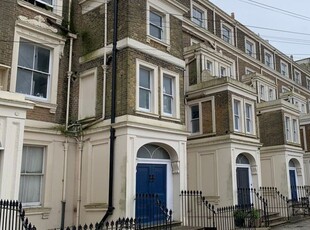 Flat to rent in Pegwell Road, Ramsgate CT11