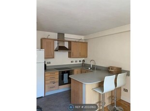 Flat to rent in Preston Lodge, Brighton BN1