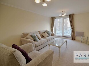 Flat to rent in Sharpthorne Court, 31 Cheapside, Brighton, East Sussex BN1