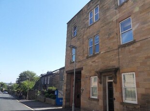 Flat to rent in South Gray Street, Newington, Edinburgh EH9