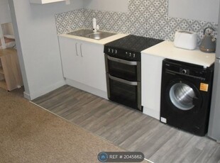 Flat to rent in Stoke On Trent, Stoke On Trent ST6