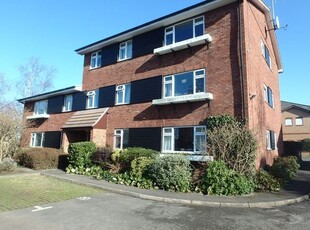 Flat to rent in The Stanfords, East Street, Epsom KT17