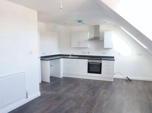 Flat to rent in Victoria Terrace, Whitley Bay NE26
