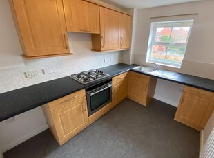 Flat to rent in Viscount Square, Bridgwater TA6