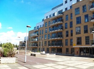 Flat to rent in Woolners Way, Stevenage SG1