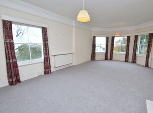 Flat to rent in Worcester Road, Malvern WR14