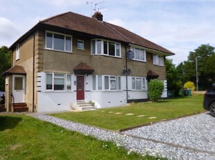Maisonette to rent in Rosecroft Drive, Watford WD17