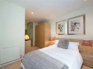 Mews house to rent in Dunworth Mews, Notting Hill, London W11