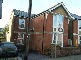 Property to rent in Devonshire Road, Horsham RH13