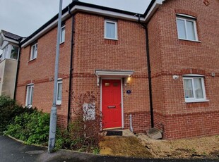 Property to rent in Percivale Road, Yeovil BA21