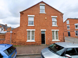 Semi-detached house to rent in Collin Street, Beeston, Nottingham NG9