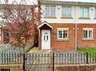 Semi-detached house to rent in Fenton Street, Brierley Hill DY5
