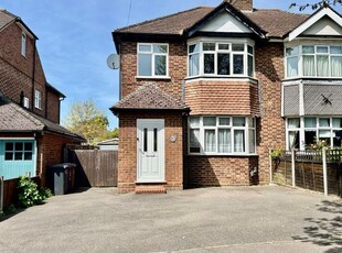 Semi-detached house to rent in Hampden Road, Hitchin SG4