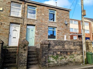Semi-detached house to rent in High Street, Tonyrefail, Porth CF39