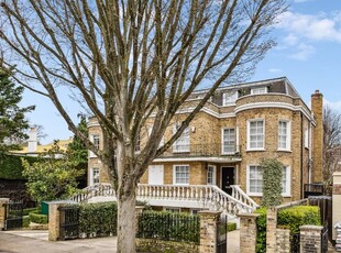 Semi-detached house to rent in Woodlands Road, London SW13