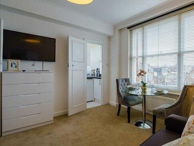 Studio Apartment For Rent In London