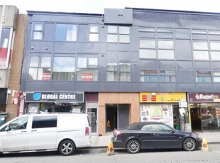 Studio to rent in High Street, West Bromwich B70