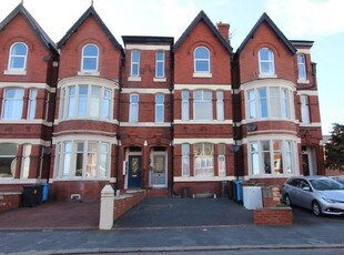 Studio to rent in Hornby Road, St. Annes, Lytham St. Annes FY8