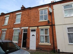 Terraced house to rent in Burder Street, Loughborough LE11