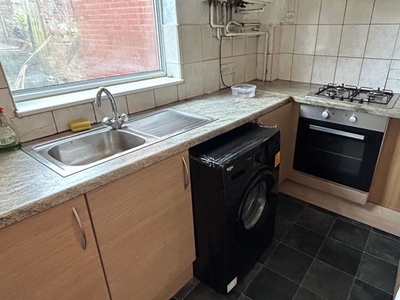 Terraced house to rent in Canklow Road, Rotherham S60