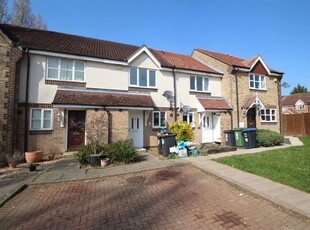 Terraced house to rent in Denbigh Close, Adeyfield, Hemel Hempstead HP2