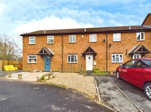 Terraced house to rent in Falcon Fields, Tadley, Hampshire RG26