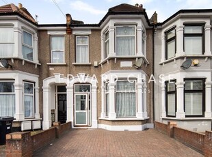 Terraced house to rent in Haslemere Road, Seven Kings IG3