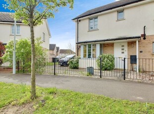 Terraced house to rent in Hogsden Leys, St. Neots PE19