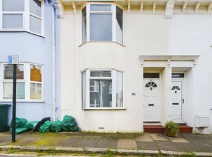Terraced house to rent in Islingword Place, Brighton, East Sussex BN2
