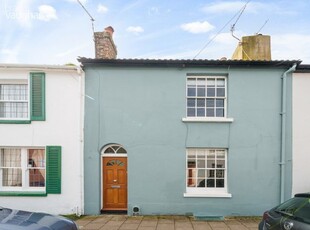 Terraced house to rent in Kemp Street, Brighton, East Sussex BN1