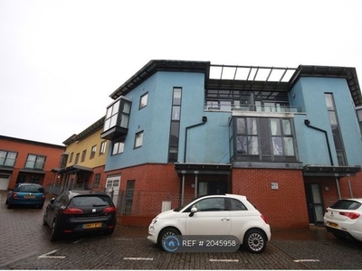 Terraced house to rent in Midford Grove, Birmingham B15