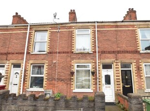 Terraced house to rent in Victoria Road, Scunthorpe DN16