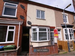 Terraced house to rent in Worcester Street, Rugby CV21