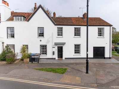 Town house for sale in St. Anns Road, Chertsey KT16