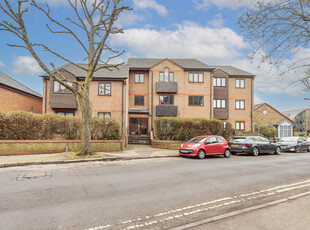 1 bedroom apartment for sale in Chatsworth Court, Stanhope Road, St Albans, AL1