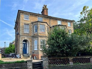 1 bedroom apartment for sale in Epsom Road, Guildford, Surrey, GU1